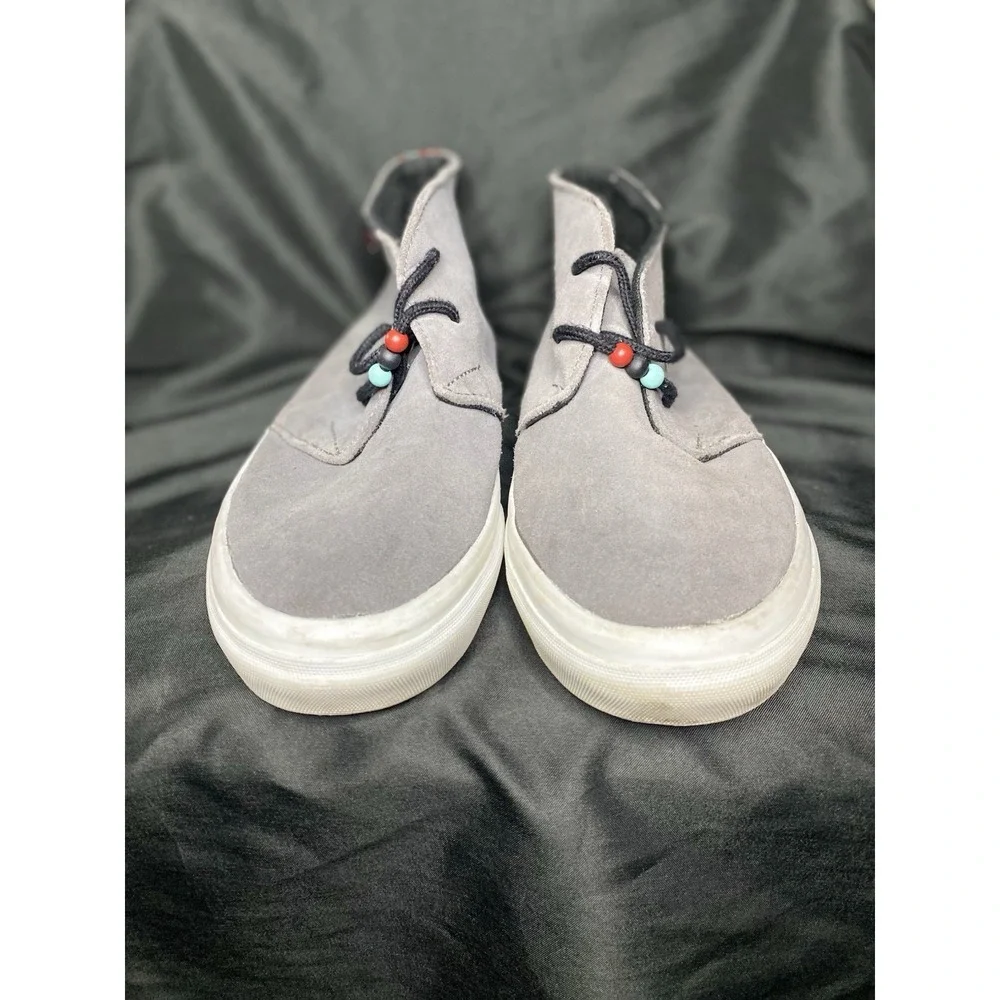 Vans Gray Suede Chukka Mid Red Sole Tribal Heel Tape Mens Size 7